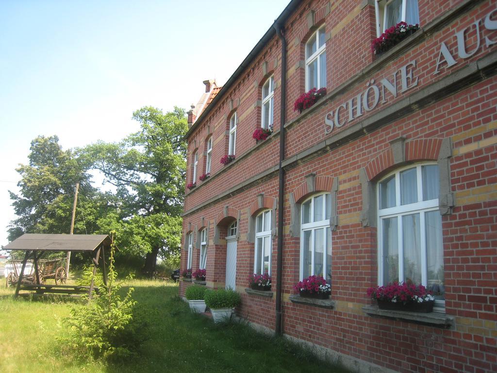 Hotel Schoene Aussicht Weissenfels Exterior photo